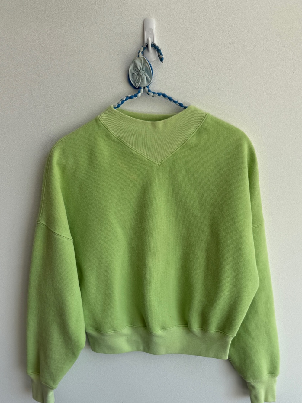 Wilfred free cropped Katy sweatshirt 
Medium